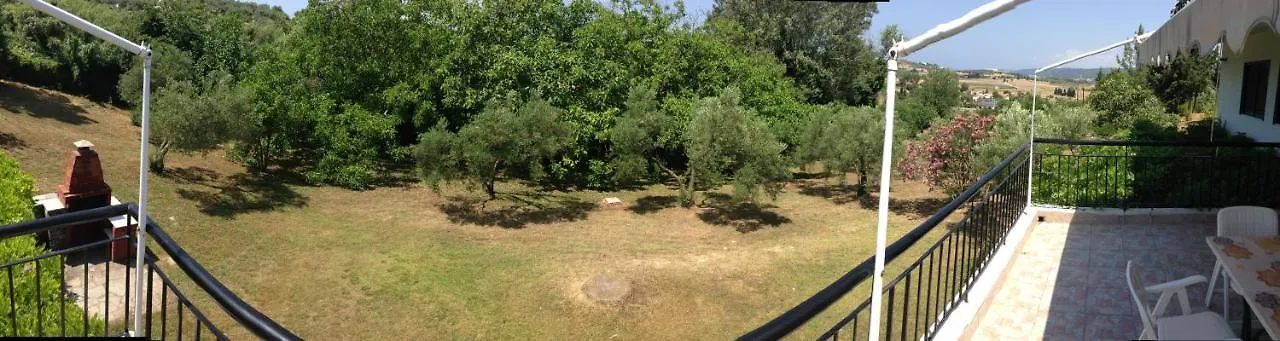 Secluded 1.8 Acre Garden Villa, For Exclusive Use With Stunning Views. Kalandra Holiday home